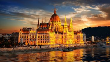 Dynamic Center of Budapest: The Parliament Building